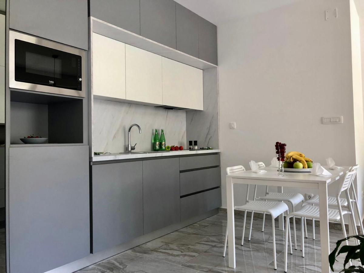 Aura Tower Apartments By Gaby Rafajlovići Buitenkant foto