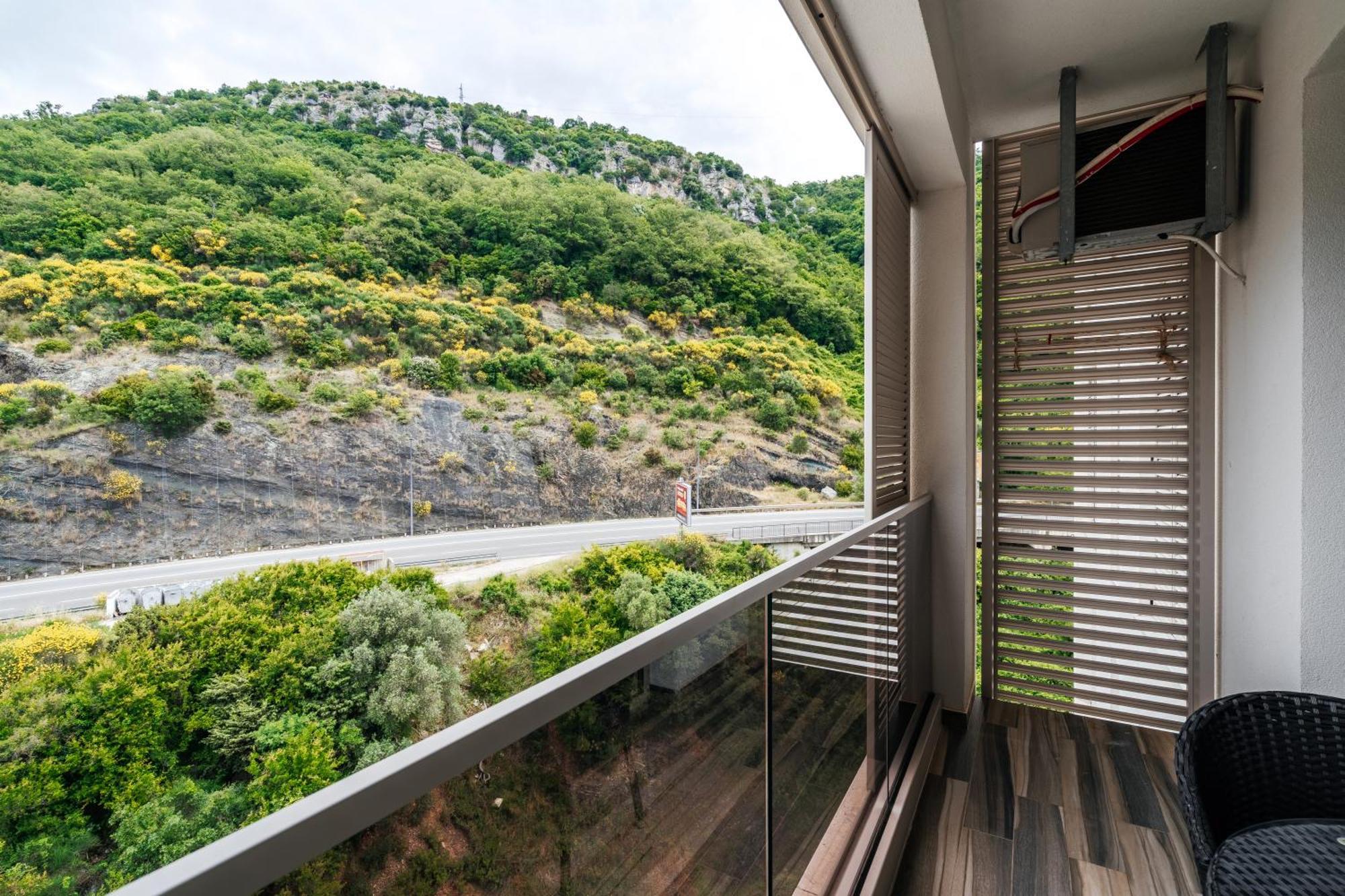 Aura Tower Apartments By Gaby Rafajlovići Buitenkant foto